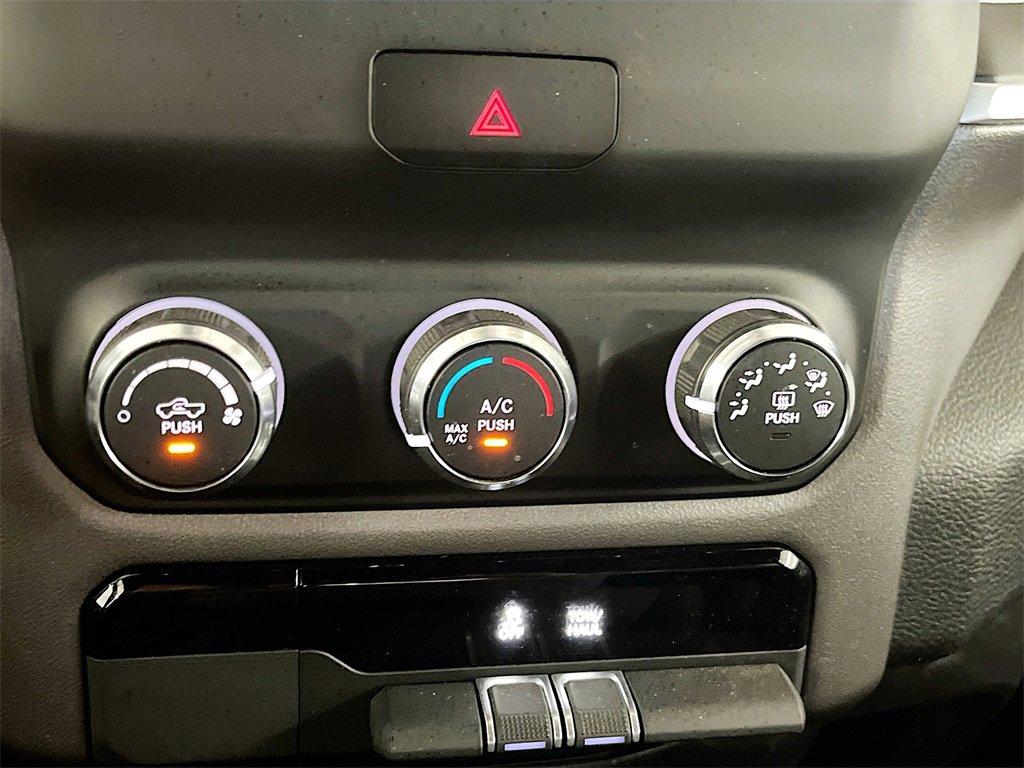 Used 2021 RAM 1500 Big Horn image 15