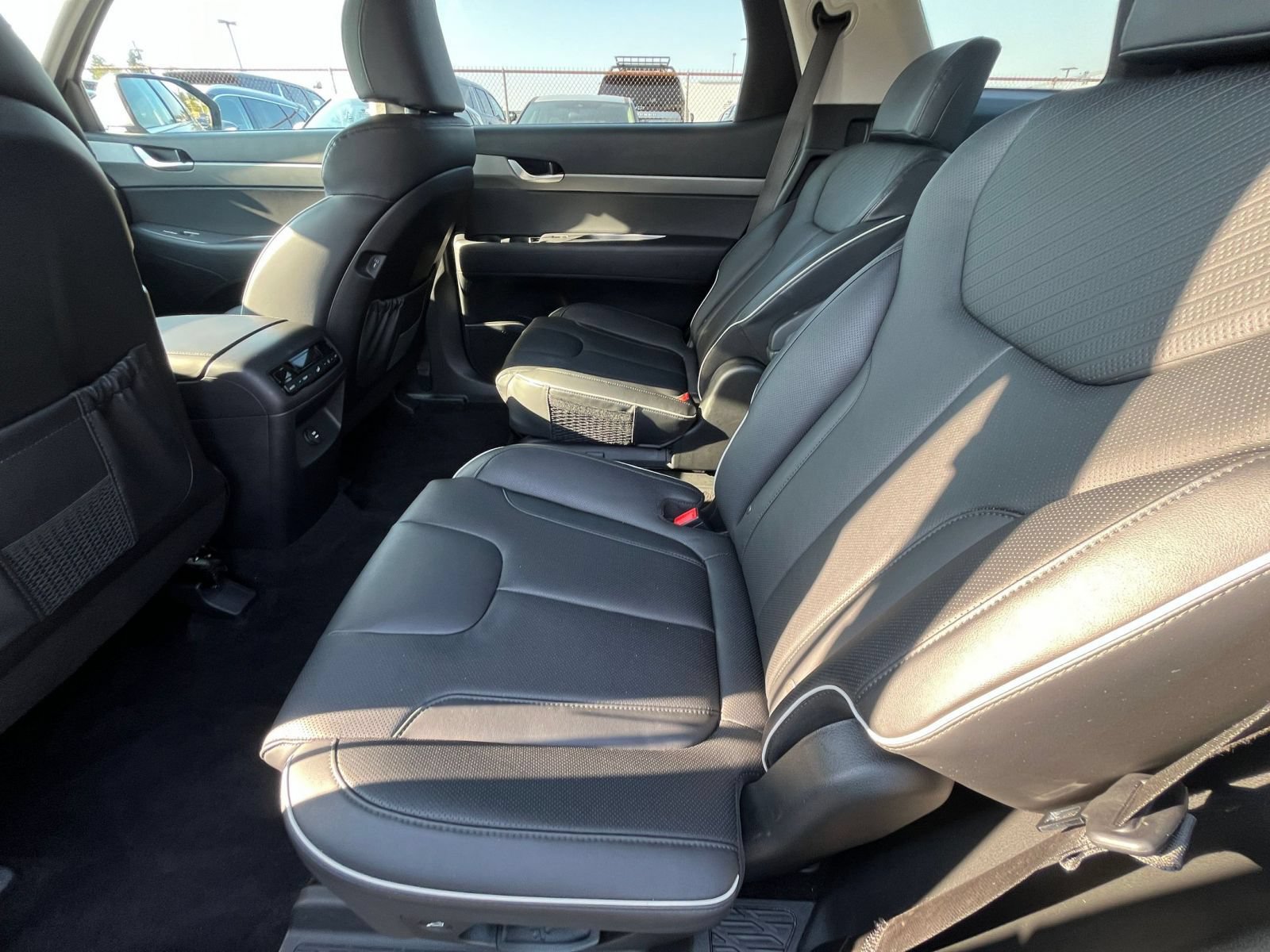 Used 2025 Hyundai Palisade SEL FWD image 28