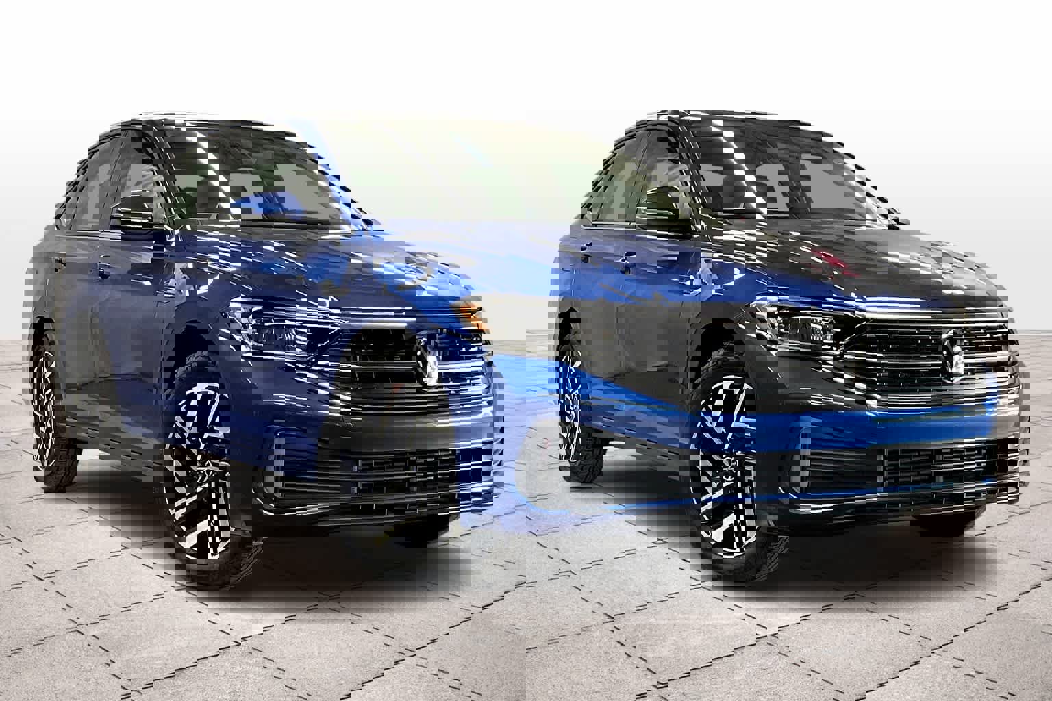 Used 2024 Volkswagen Jetta SEL image 2