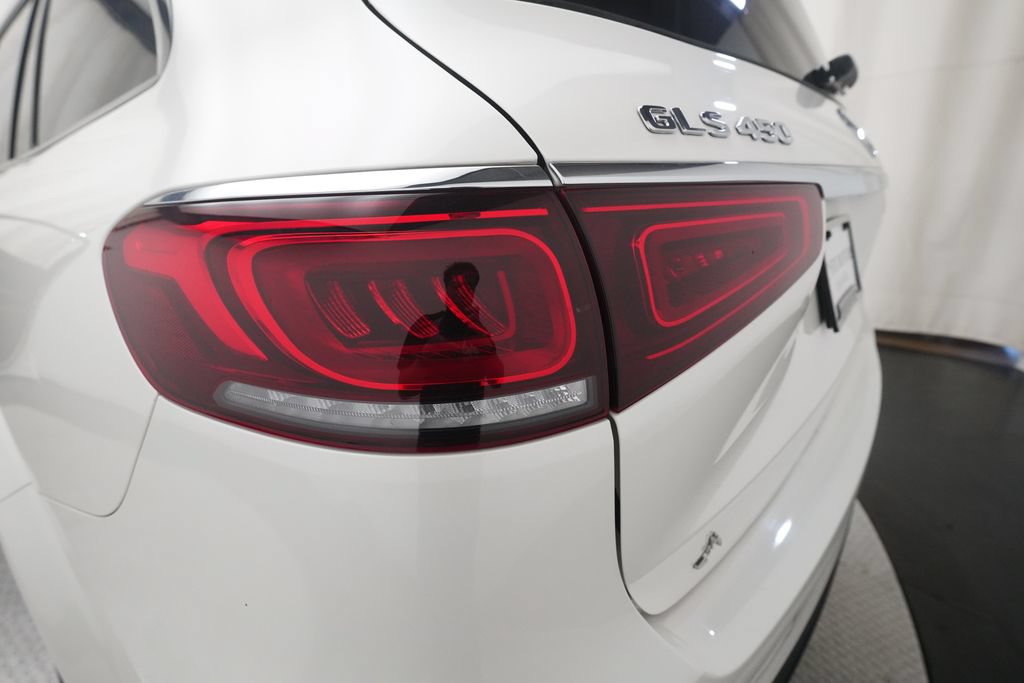 Used 2022 Mercedes-Benz GLS 450 4MATIC image 34