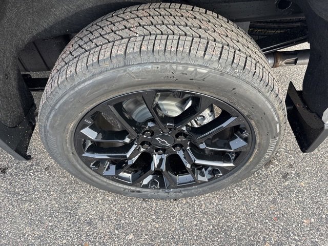 New 2026 Chevrolet Silverado 1500 High Country image 9