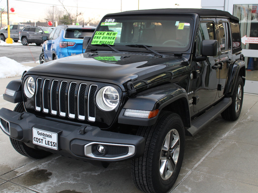 Used 2018 Jeep Wrangler Unlimited Sahara image 3