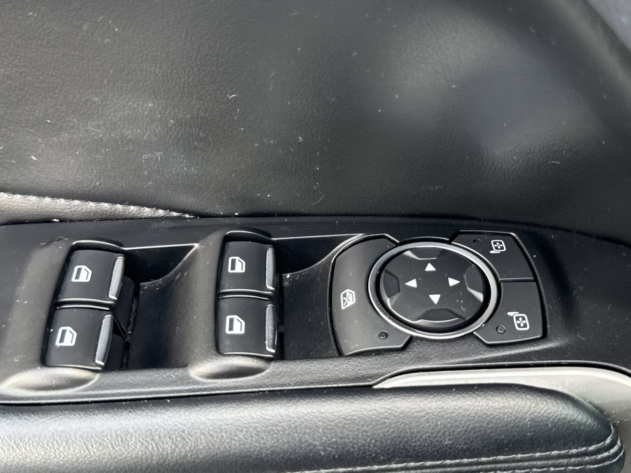 Used 2019 Lincoln MKC Premiere FWD image 15