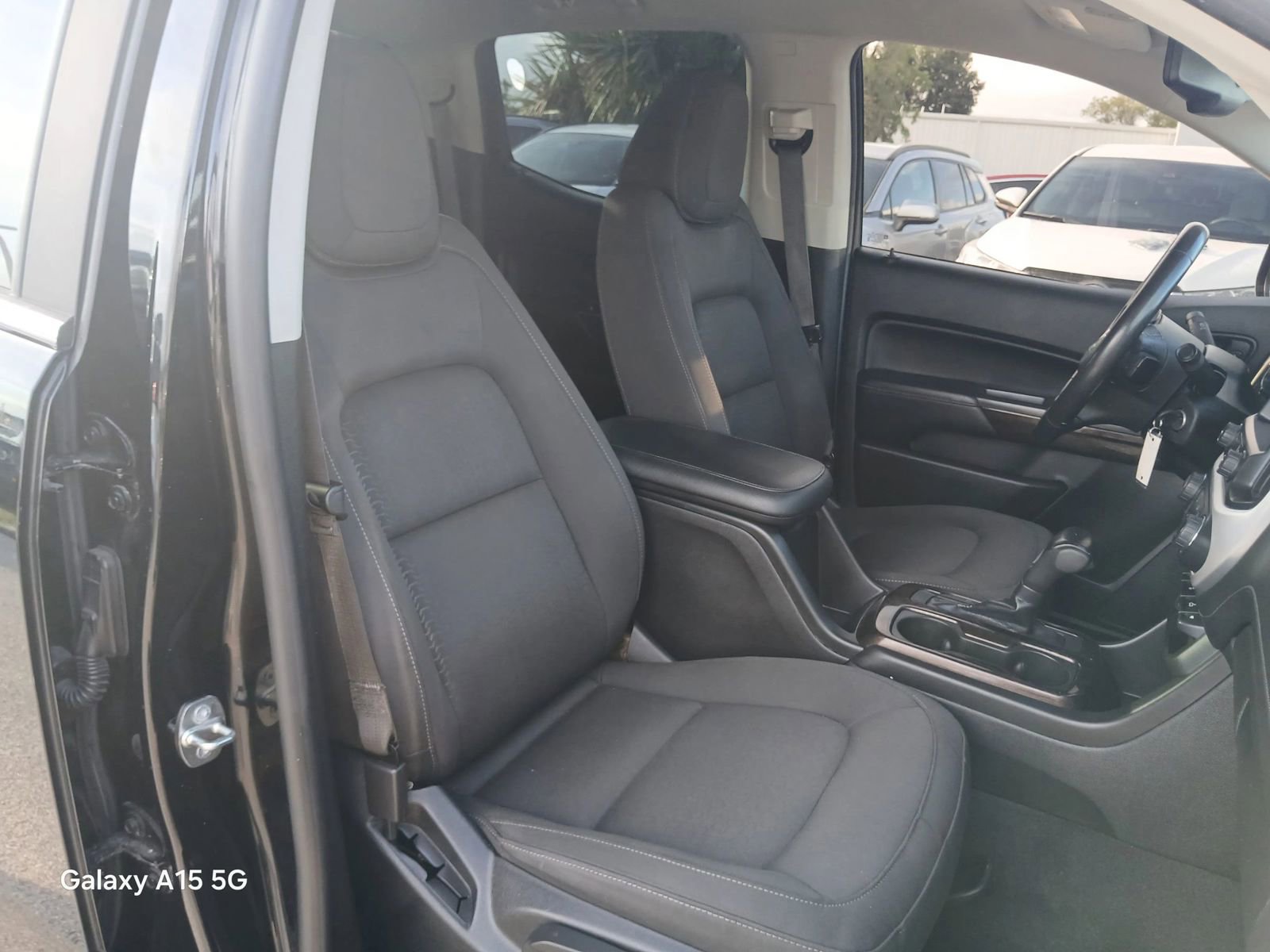 Used 2019 GMC Canyon SLE w/ Elevation Edition RWD image 18