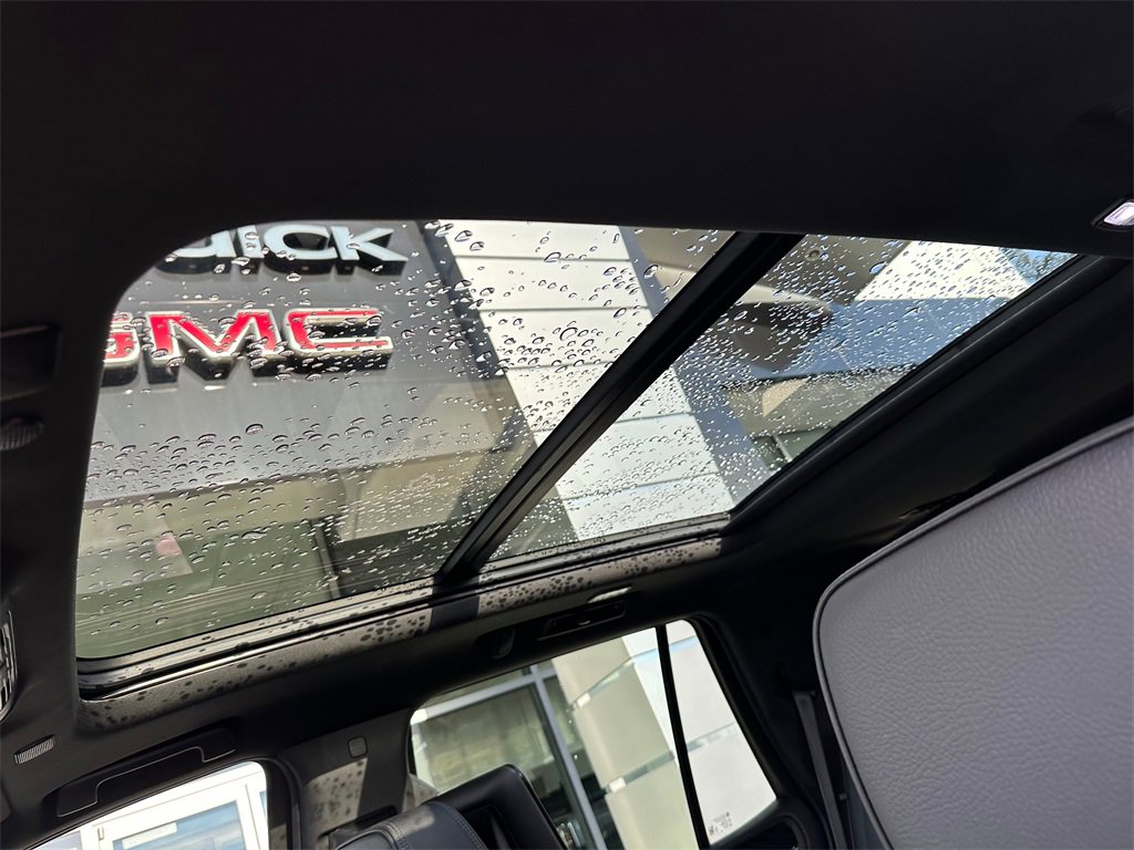 Used 2023 GMC Yukon Denali w/ Denali Reserve Package image 61