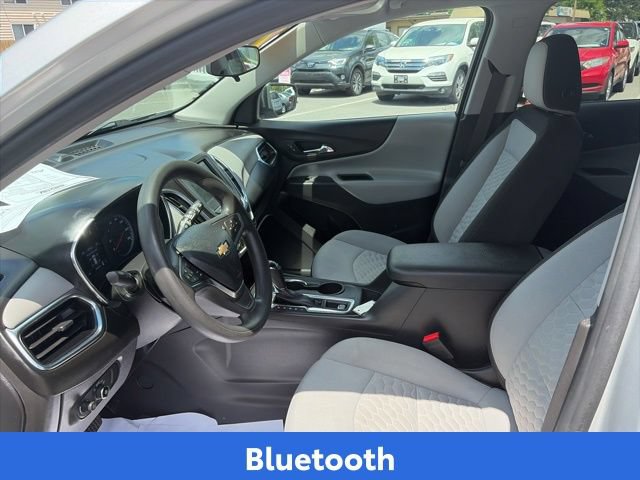 Used 2021 Chevrolet Equinox LS w/ LS Convenience Package AWD/4WD image 8