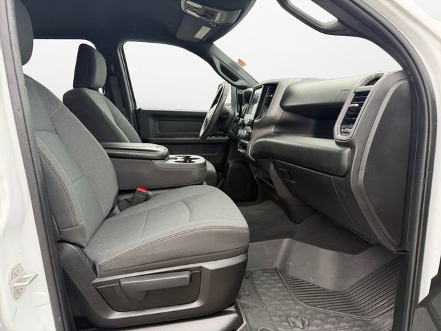 Used 2024 RAM 3500 Tradesman w/ Chrome Appearance Group AWD/4WD image 15