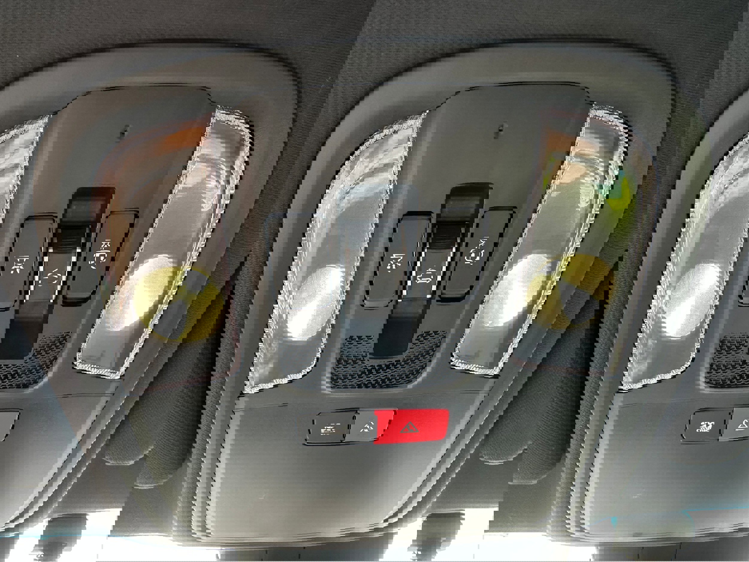 Used 2023 Kia Stinger GT2 image 42