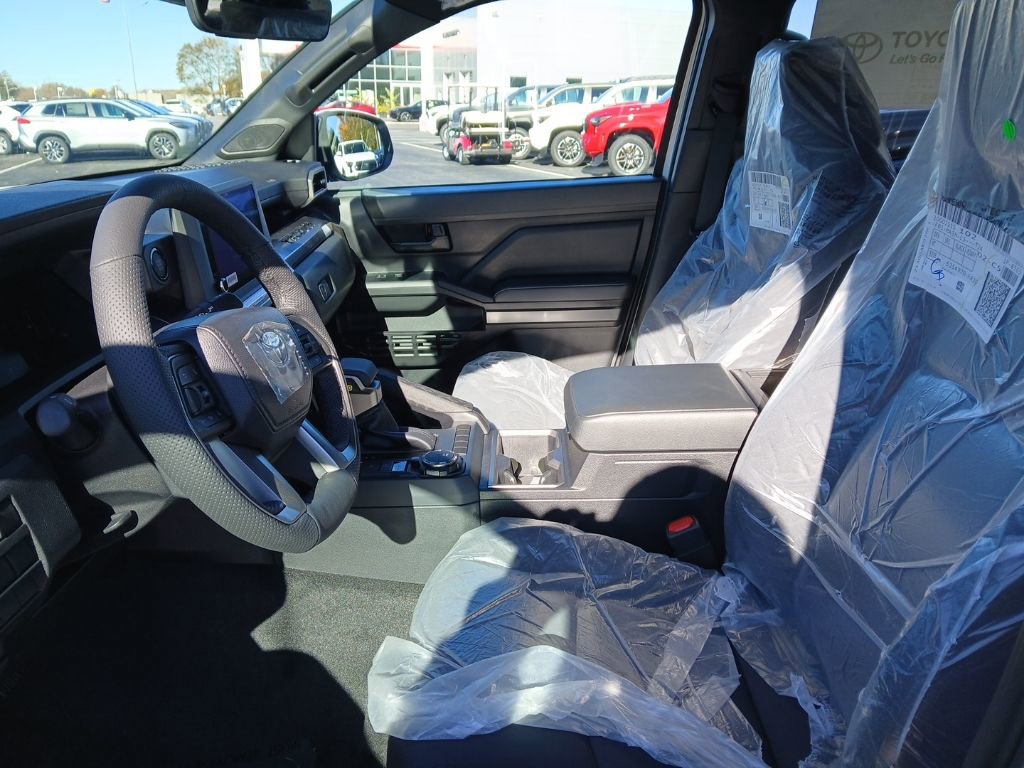 New 2025 Toyota Tacoma SR5 image 6