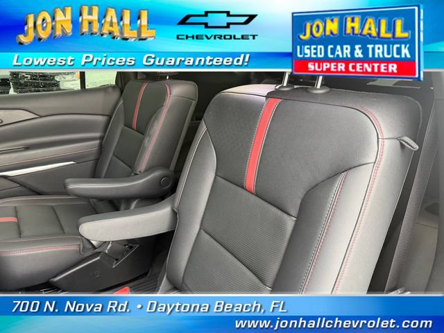 Used 2025 Chevrolet Traverse RS w/ LPO, Floor Liner Package FWD image 20