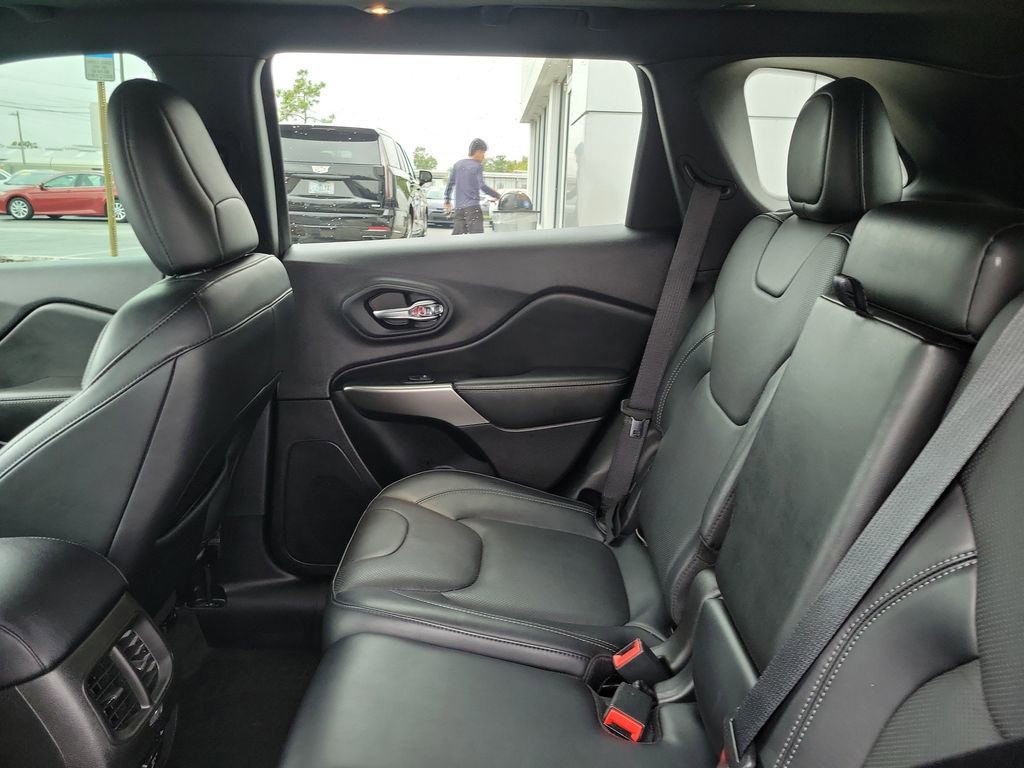 Used 2021 Jeep Cherokee High Altitude image 9