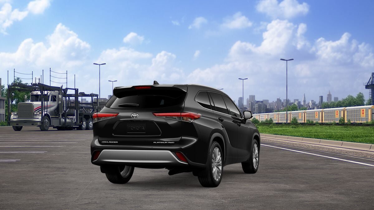 New 2026 Toyota Highlander Platinum AWD/4WD image 9