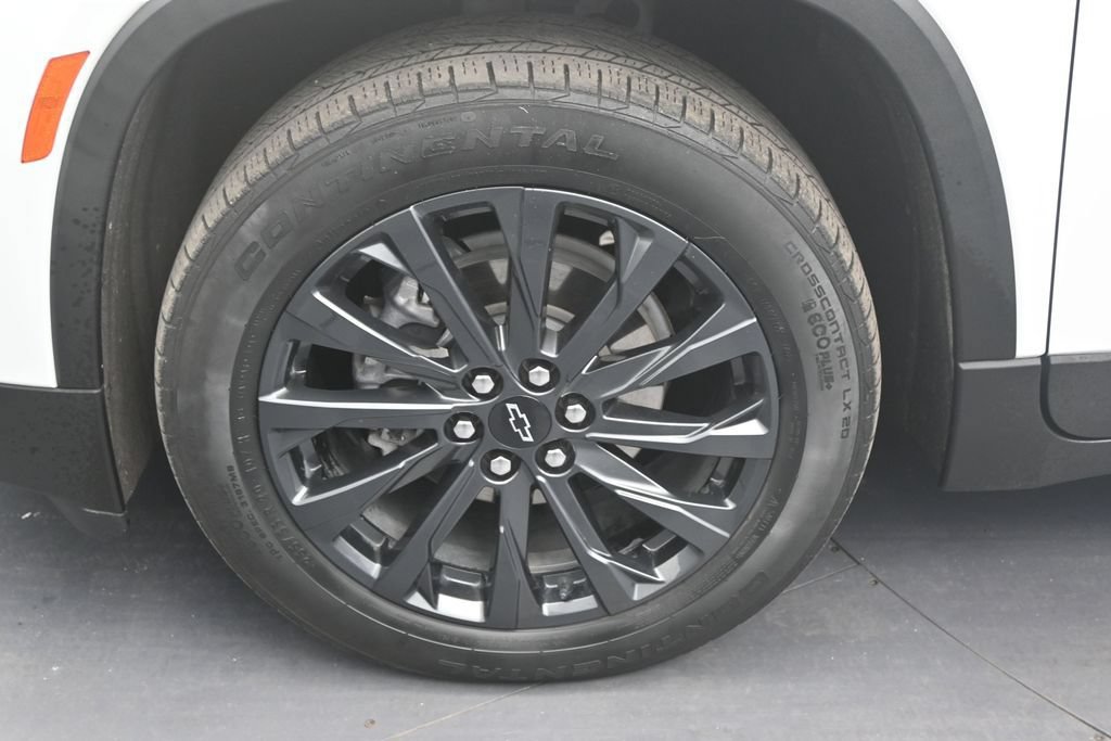 Used 2022 Chevrolet Traverse RS FWD image 9