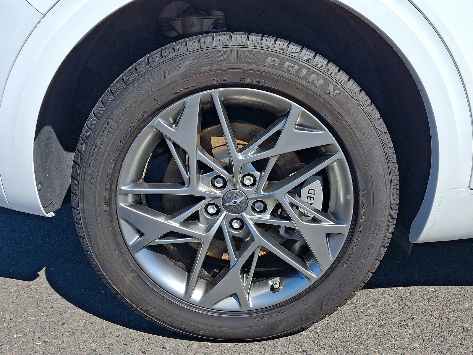 Used 2025 Genesis GV70 2.5T AWD/4WD image 8