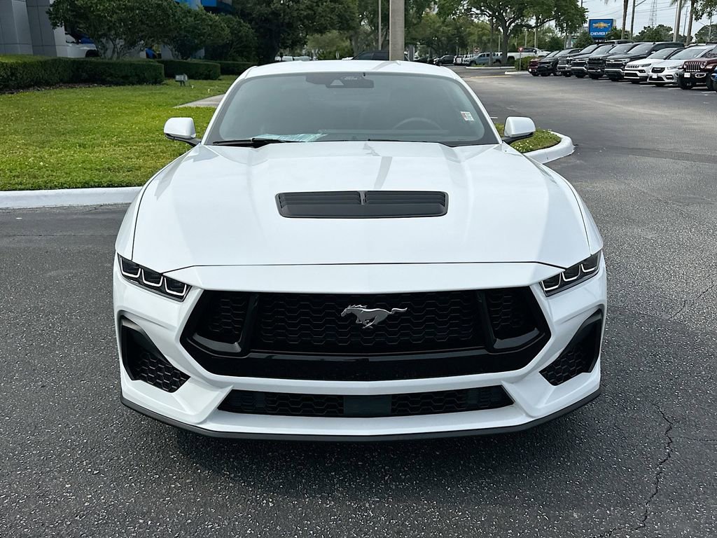 Used 2024 Ford Mustang GT Premium RWD image 2