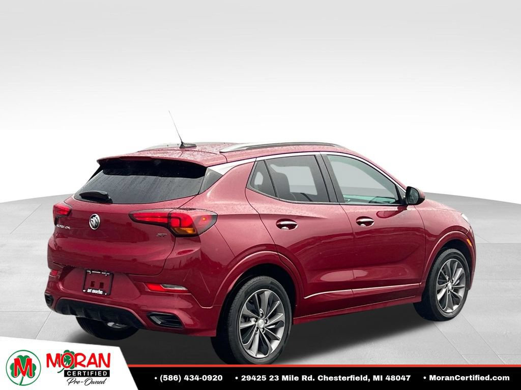 Used 2021 Buick Encore GX Select w/ Sport Touring Package FWD image 5
