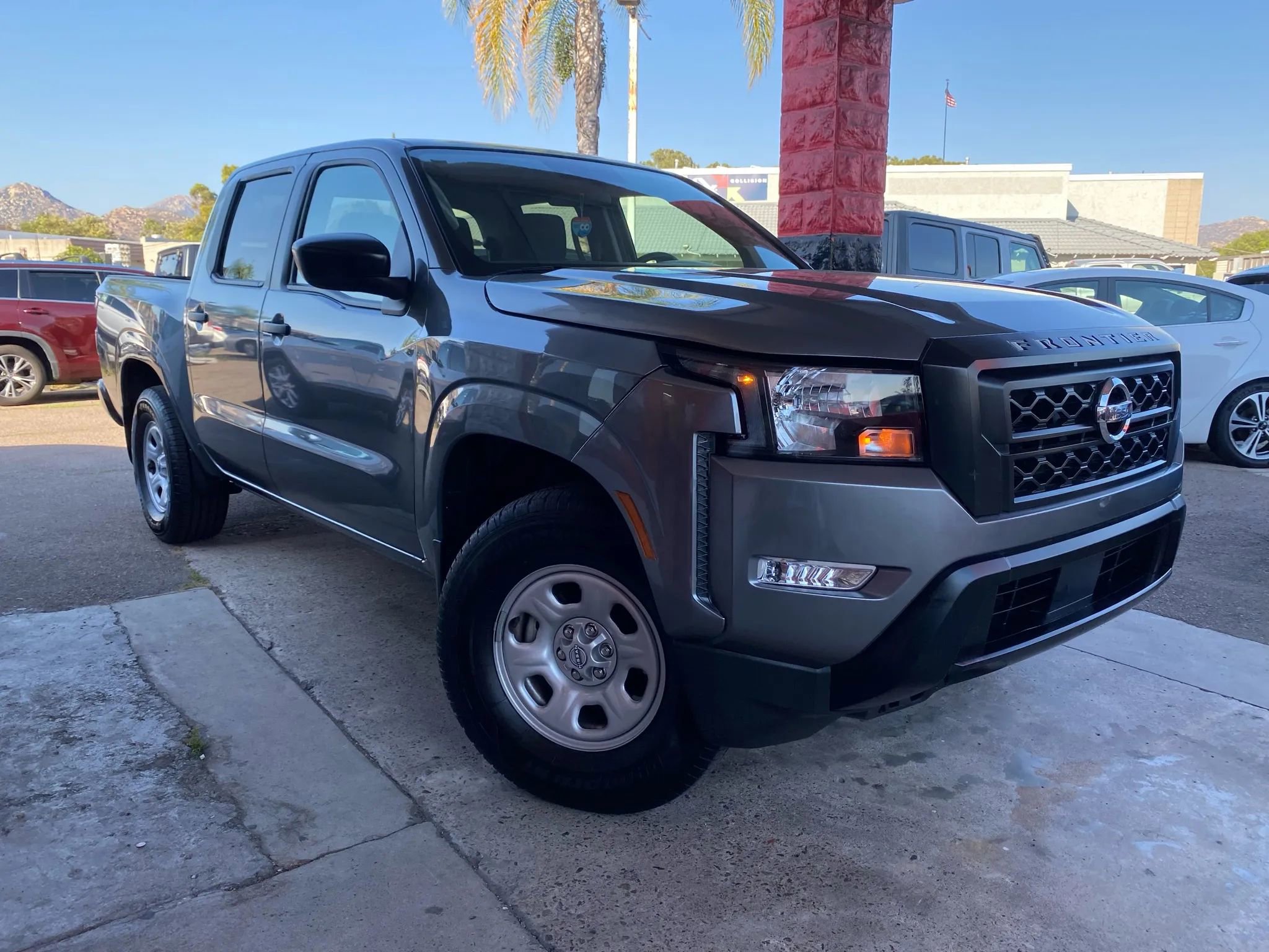 Used 2024 Nissan Frontier S image 31
