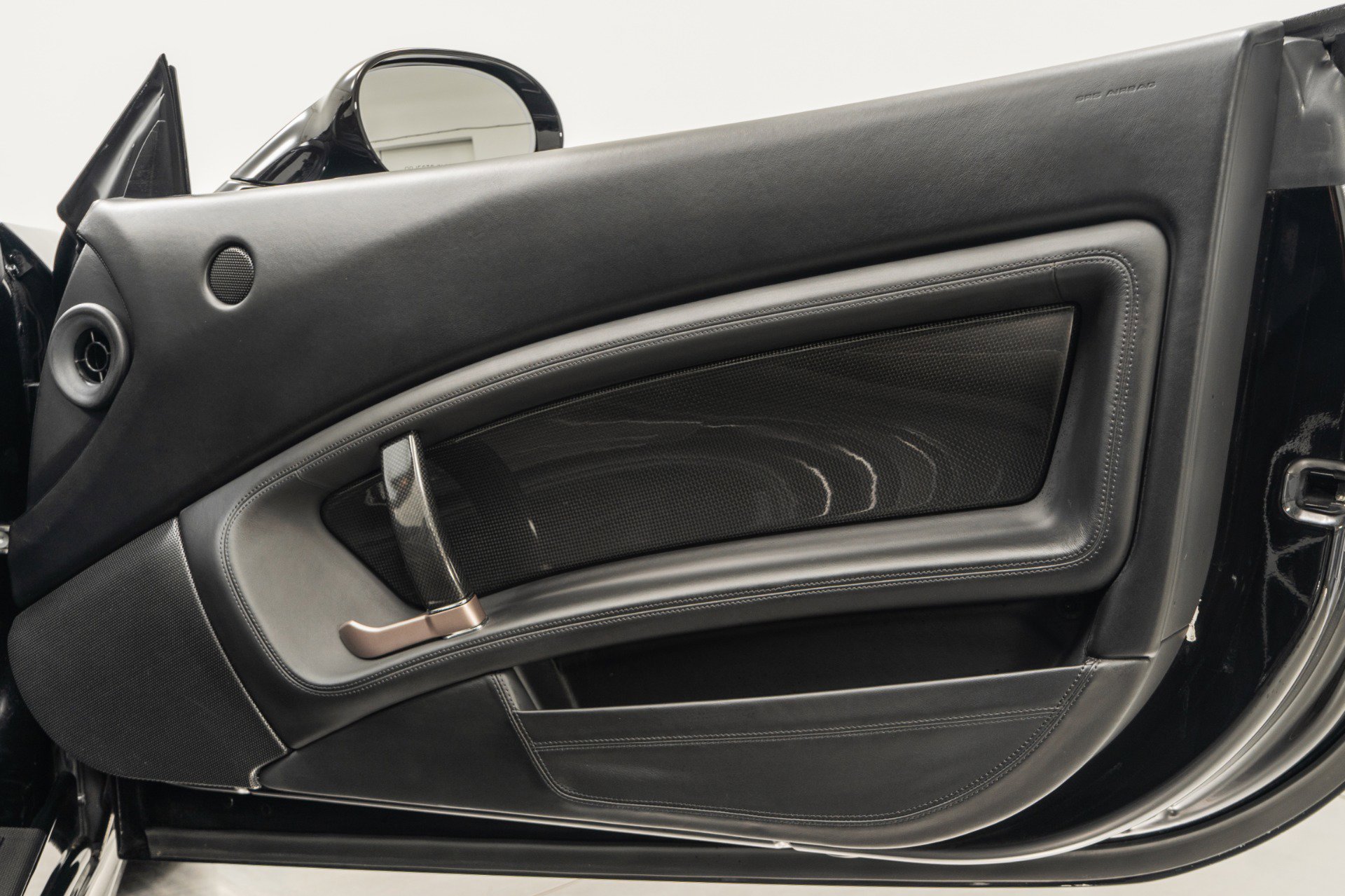 Used 2011 Ferrari California image 39