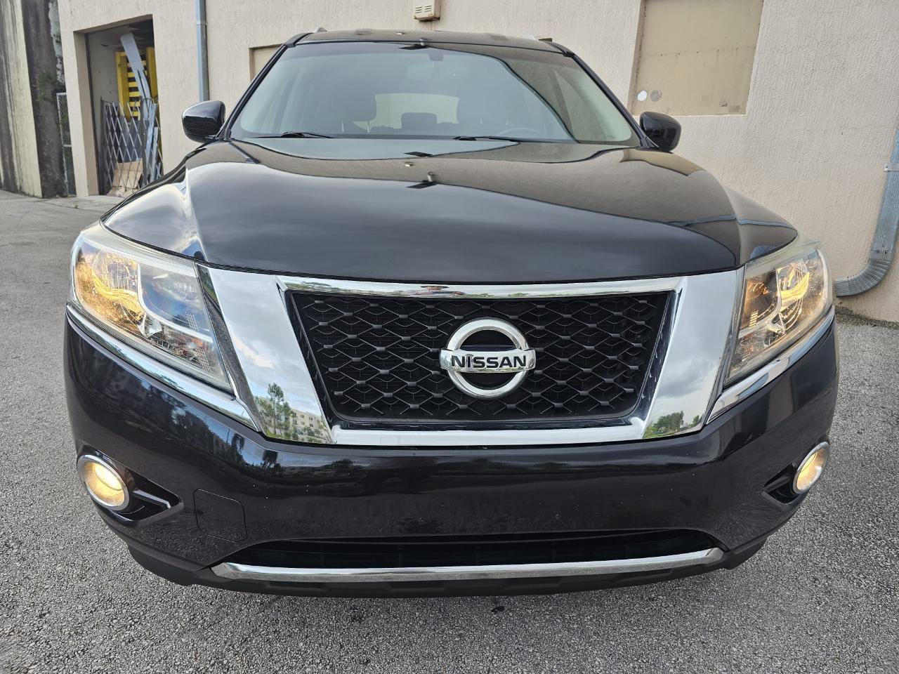 Used 2015 Nissan Pathfinder SV AWD/4WD image 29