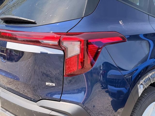 New 2026 Kia Seltos LX FWD image 16