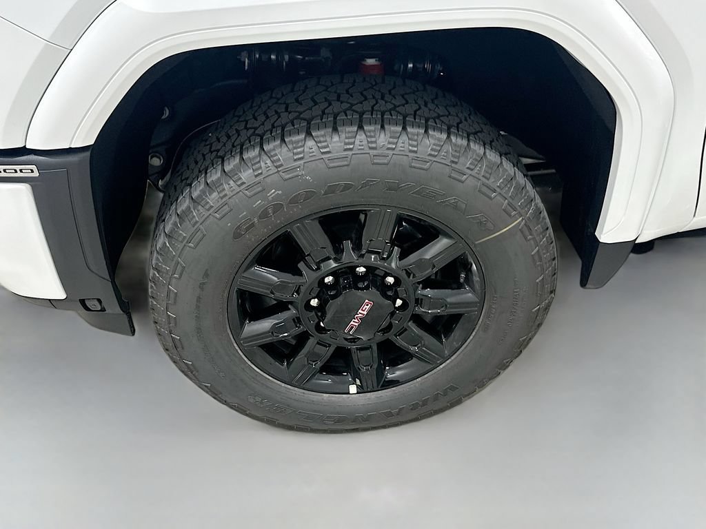New 2026 GMC Sierra 2500 AT4 w/ AT4 Premium Plus Package AWD/4WD image 33