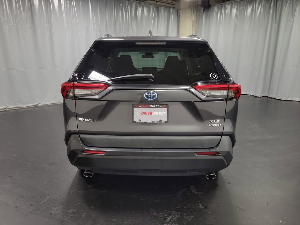Used 2021 Toyota RAV4 XLE w/ Convenience Package AWD/4WD image 7