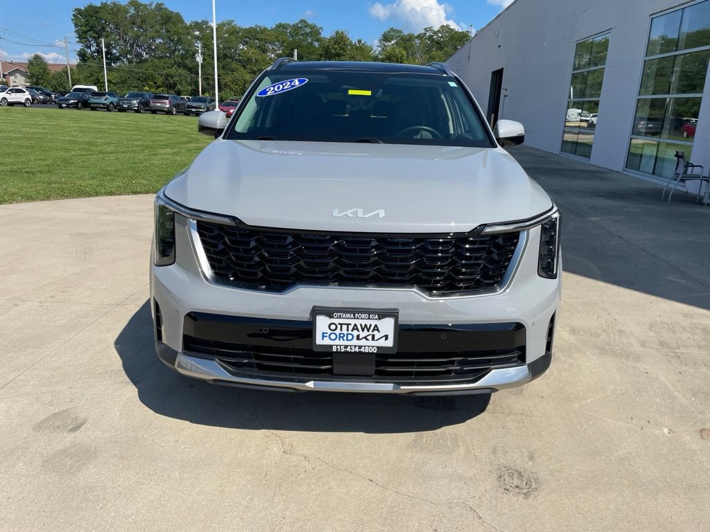 Used 2024 Kia Sorento S w/ Panoramic Sunroof Package AWD/4WD image 3