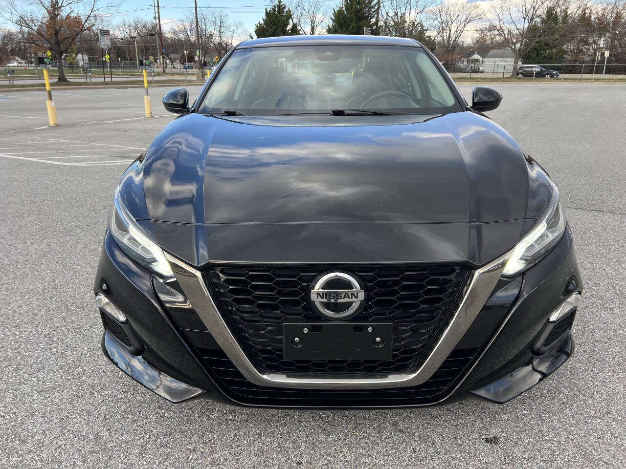 Used 2020 Nissan Altima 2.5 SR FWD image 3