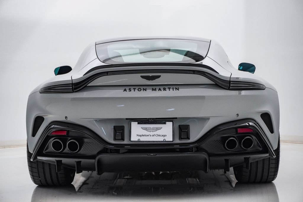 Used 2026 Aston Martin V8 Vantage S RWD image 7