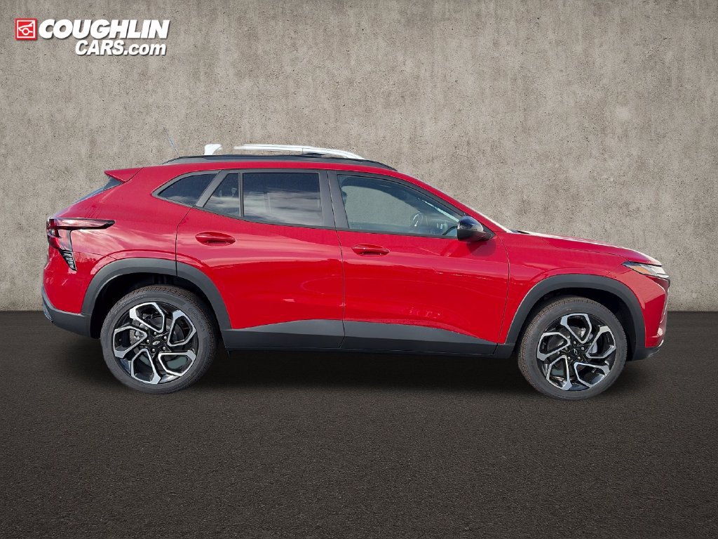 New 2026 Chevrolet Trax RS w/ Driver Confidence Package FWD image 8