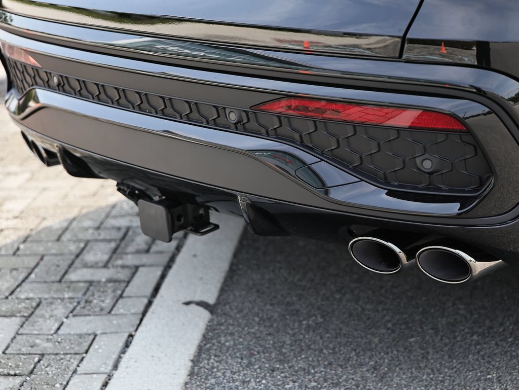 New 2026 Audi SQ5 Prestige AWD/4WD image 8
