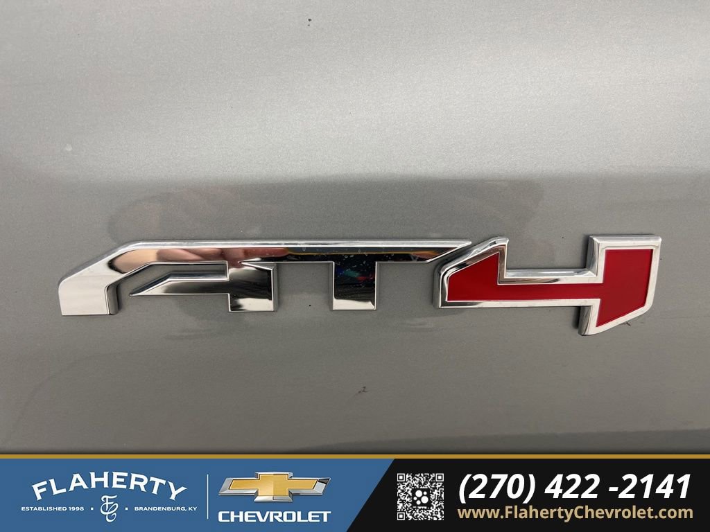 Used 2024 GMC Sierra 1500 AT4 w/ Technology Package image 19