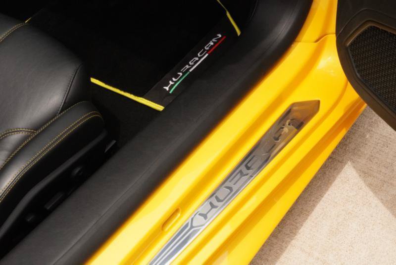 Used 2016 Lamborghini Huracan LP 610-4 AWD/4WD image 46