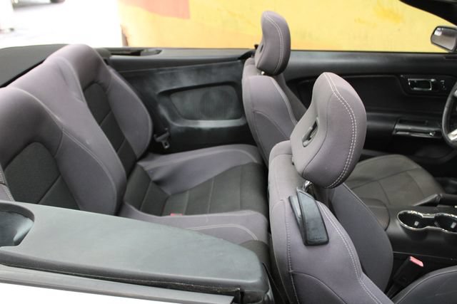 Used 2016 Ford Mustang Convertible RWD image 11