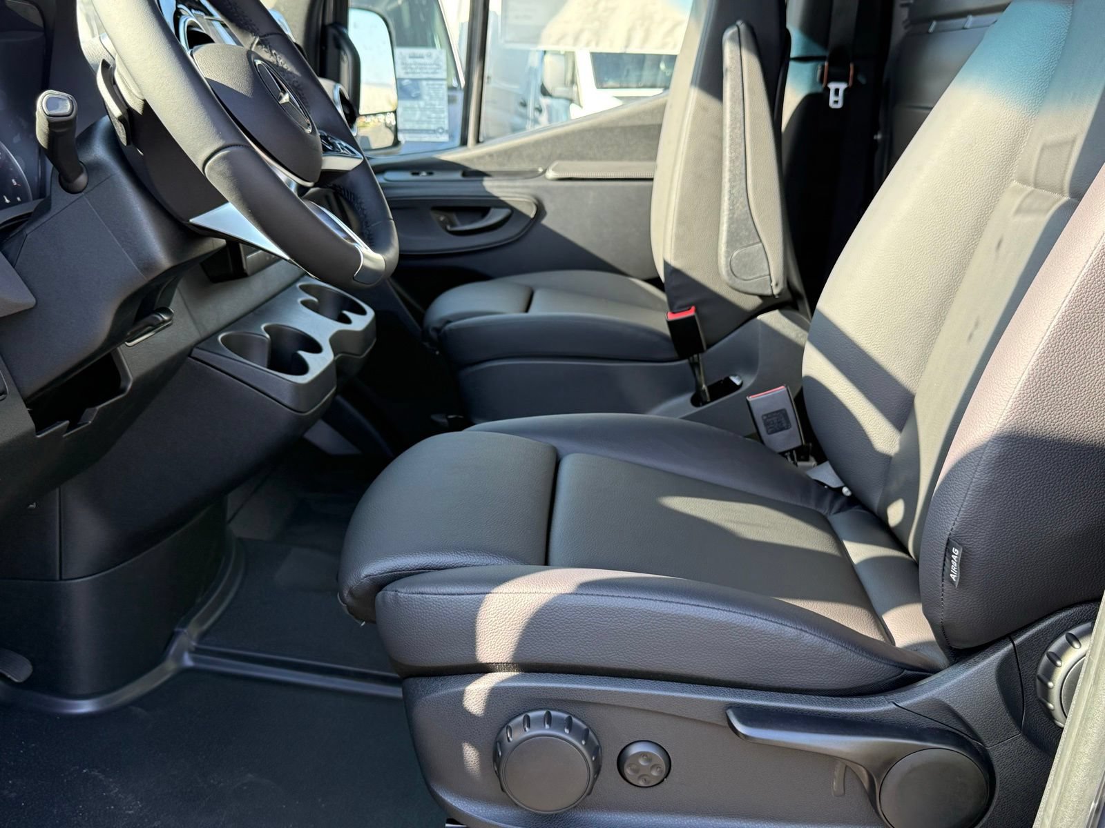 New 2026 Mercedes-Benz Sprinter 2500 image 21