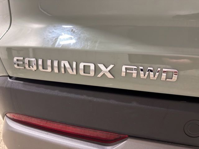 Used 2025 Chevrolet Equinox LT image 30