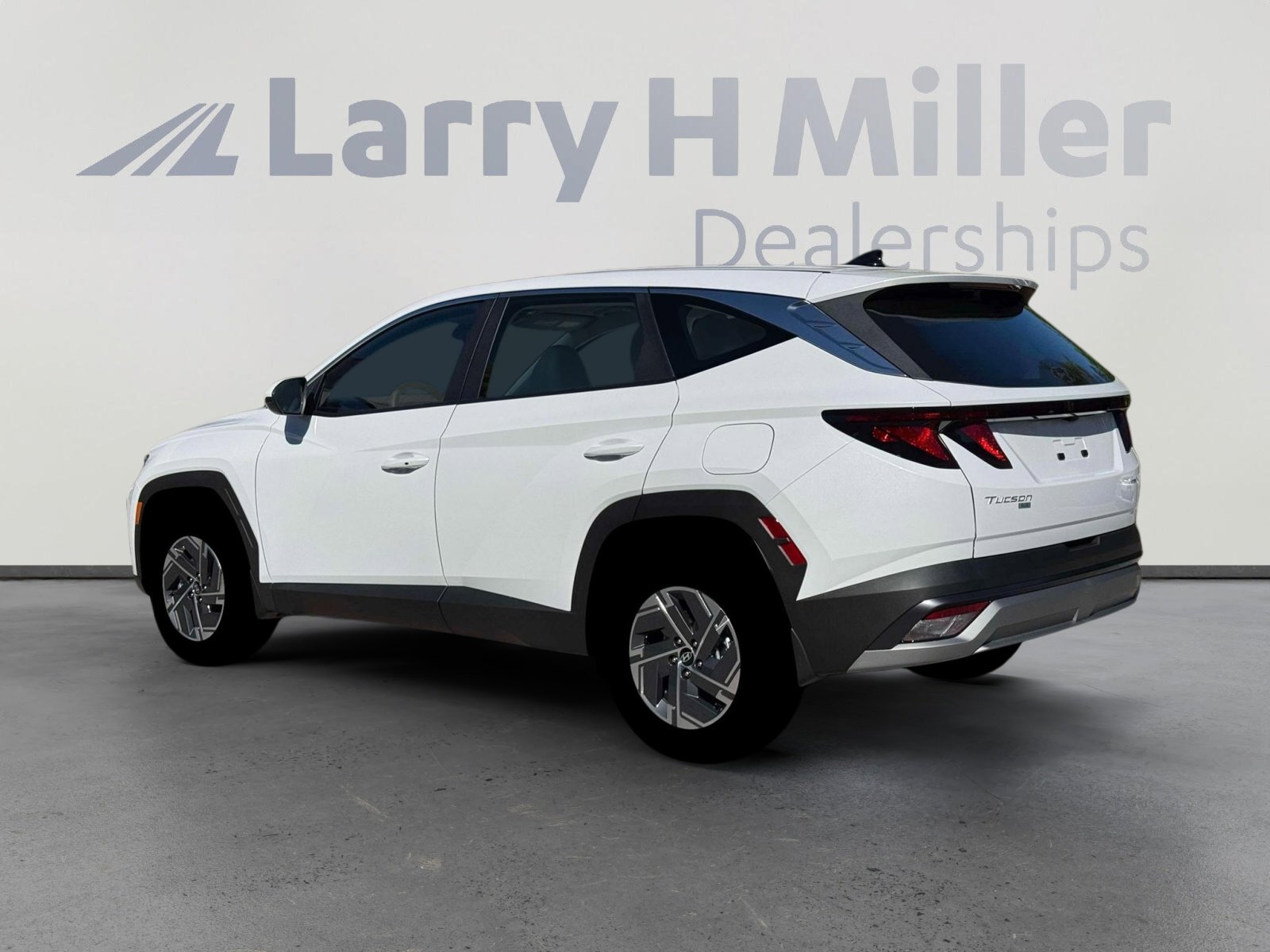 New 2026 Hyundai Tucson Blue SE AWD/4WD image 4