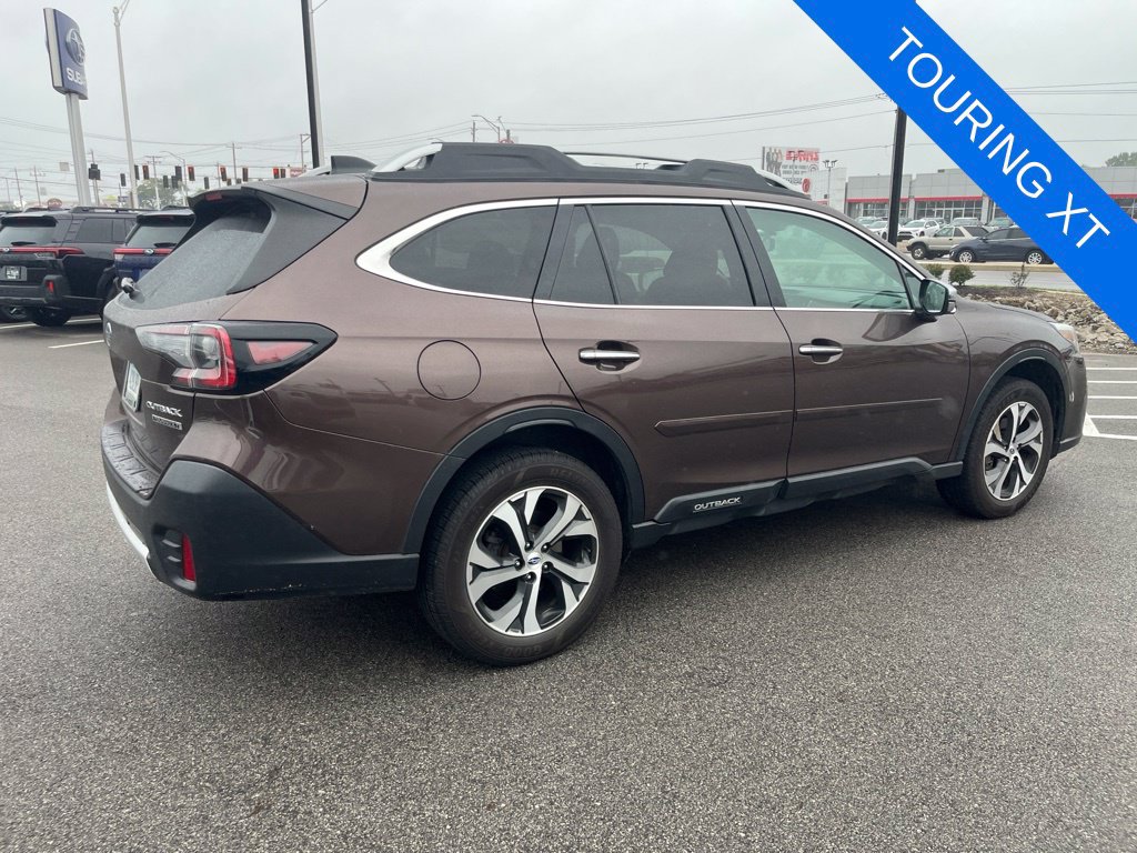 Used 2020 Subaru Outback Touring XT AWD/4WD image 3