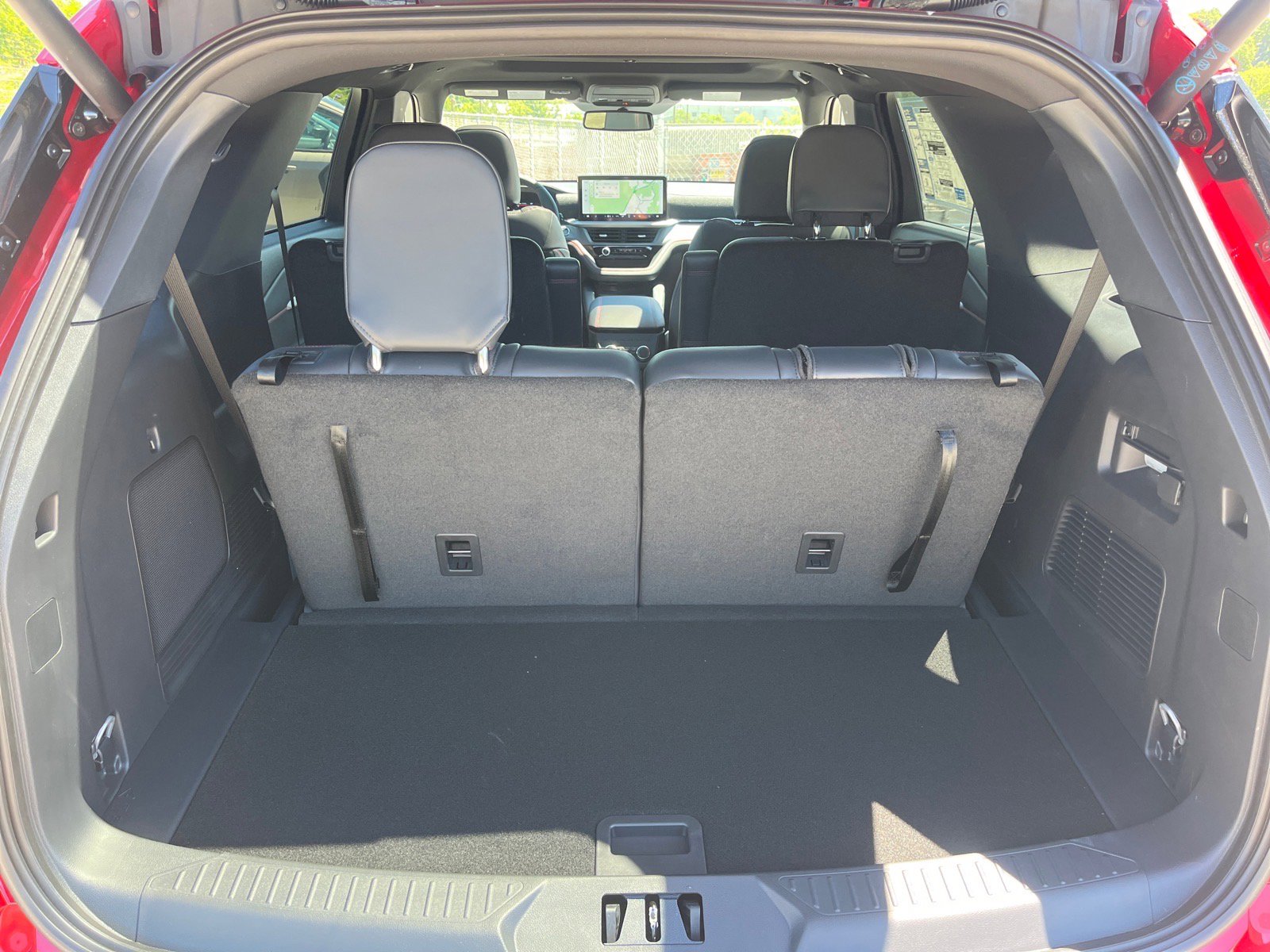 New 2026 Ford Explorer ST-Line w/ ST-Line Street Pack AWD/4WD image 19