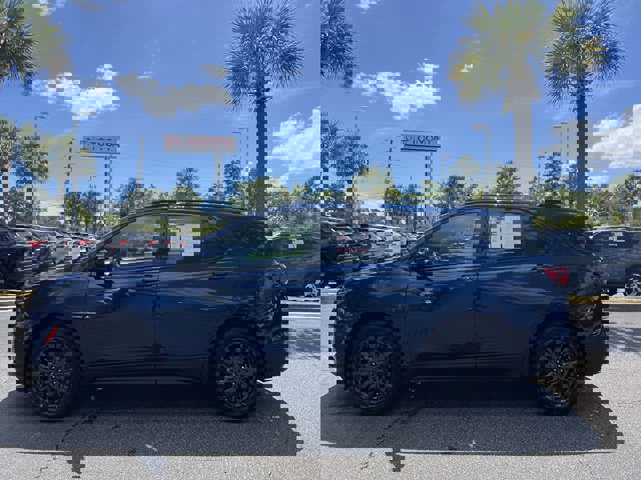 Used 2022 Chevrolet Equinox RS FWD image 7