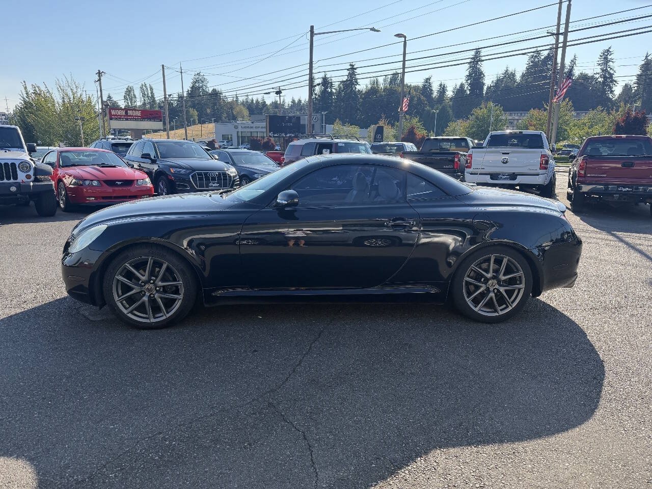 Used 2005 Lexus SC 430 Convertible RWD image 2