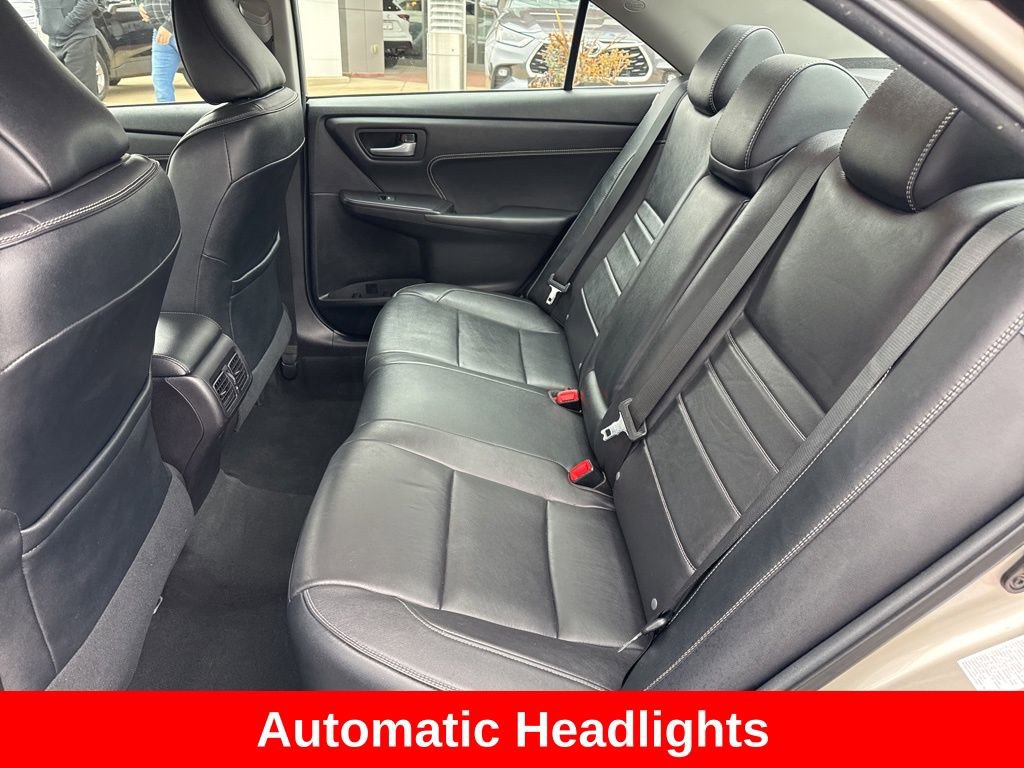 Used 2015 Toyota Camry XLE w/ Advanced Technology Package image 15
