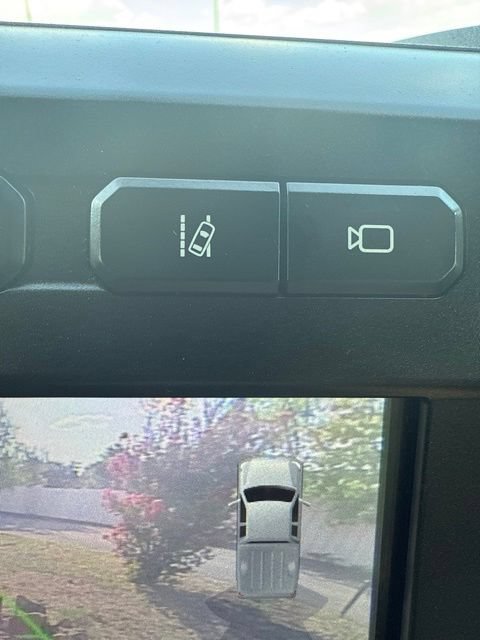 Used 2020 Ford F350 Lariat w/ Lariat Value Package AWD/4WD image 9