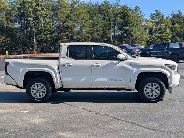 Used 2025 Toyota Tacoma SR5 image 8