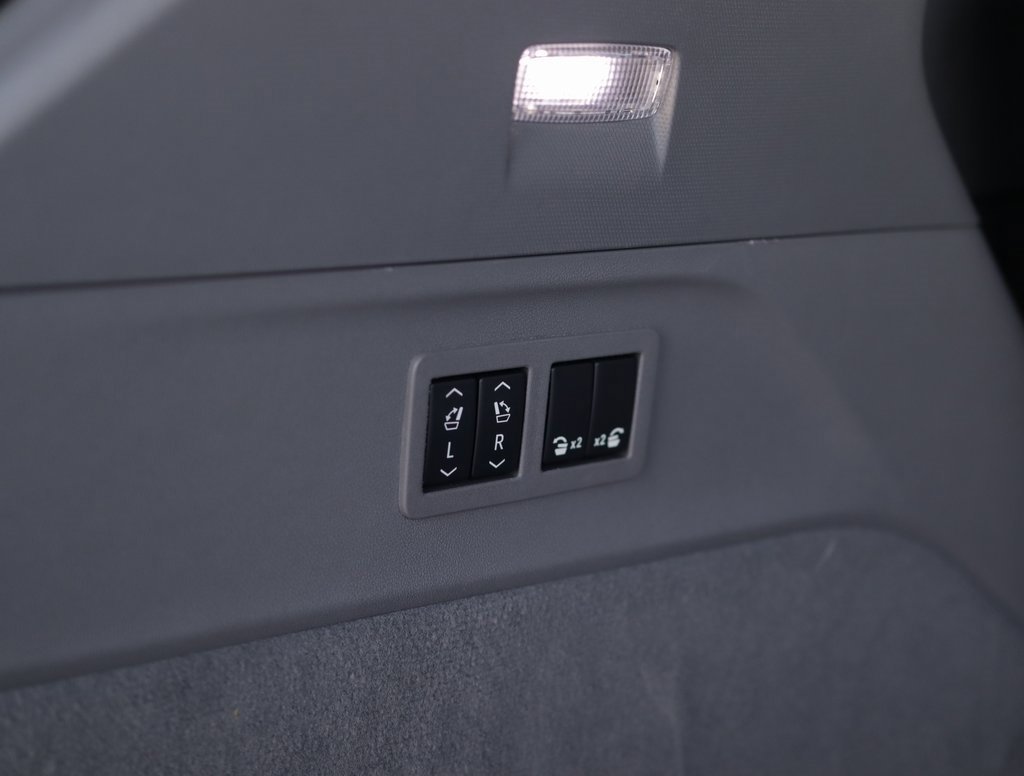 Used 2025 Cadillac Escalade IQ Sport 1 image 35