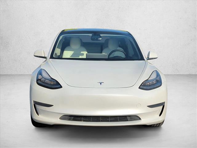 Used 2020 Tesla Model 3 Standard Range Plus image 2