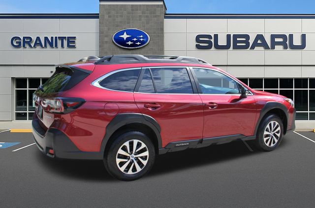 Used 2025 Subaru Outback Premium AWD/4WD image 11