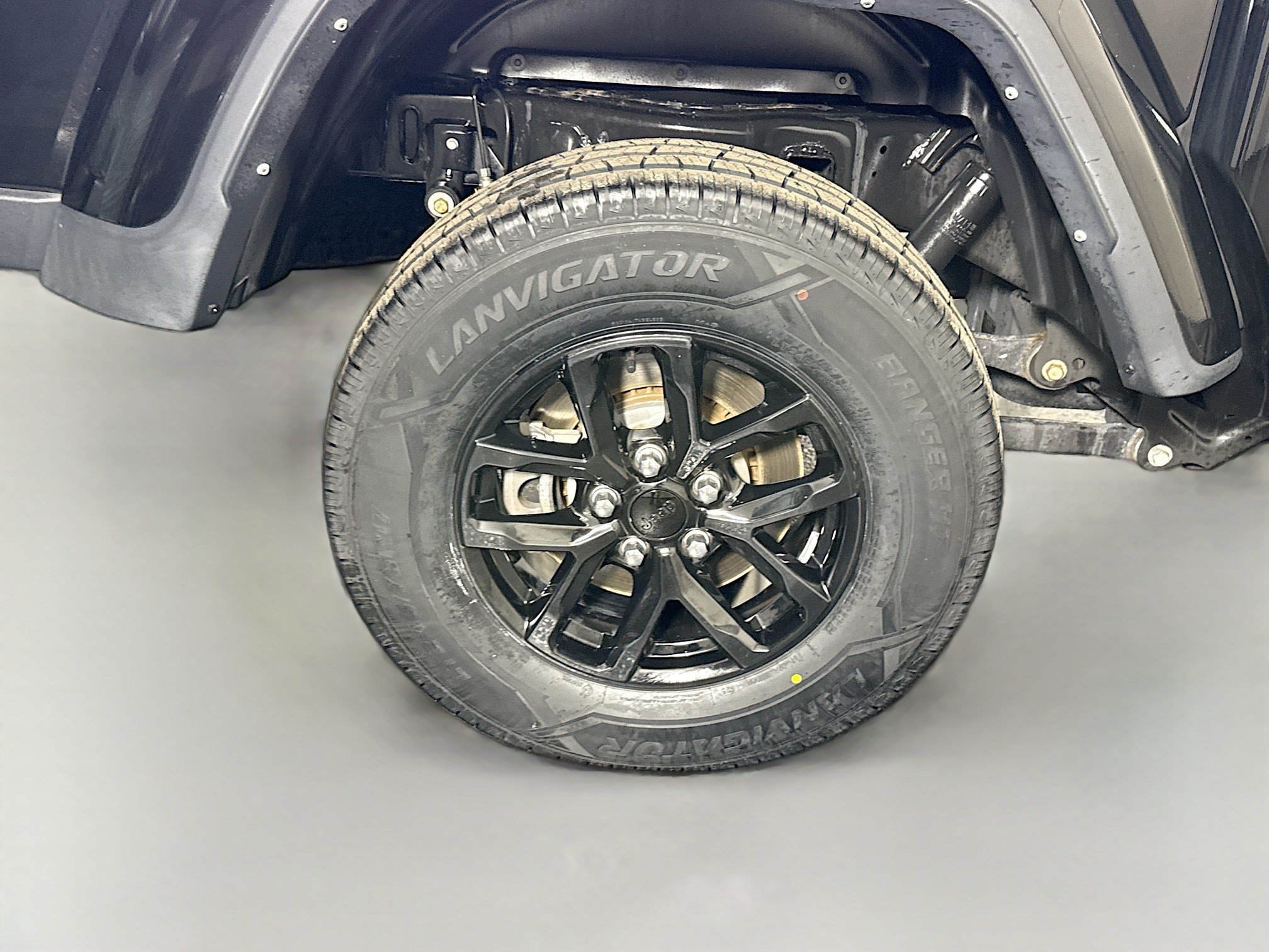 Used 2021 Jeep Gladiator Sport AWD/4WD image 33