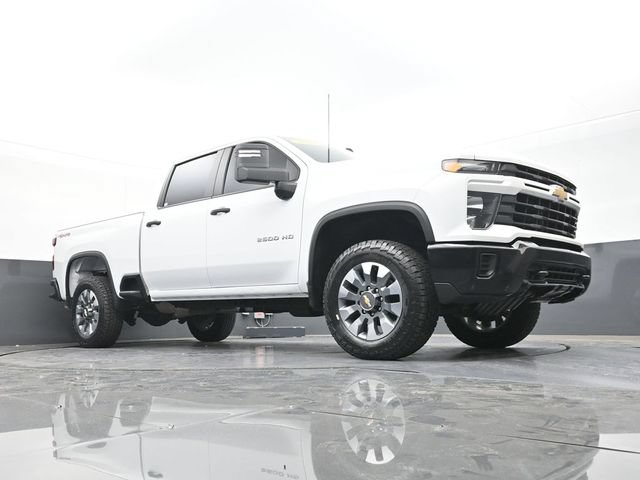 Used 2024 Chevrolet Silverado 2500 Custom w/ Custom Convenience Package AWD/4WD image 53