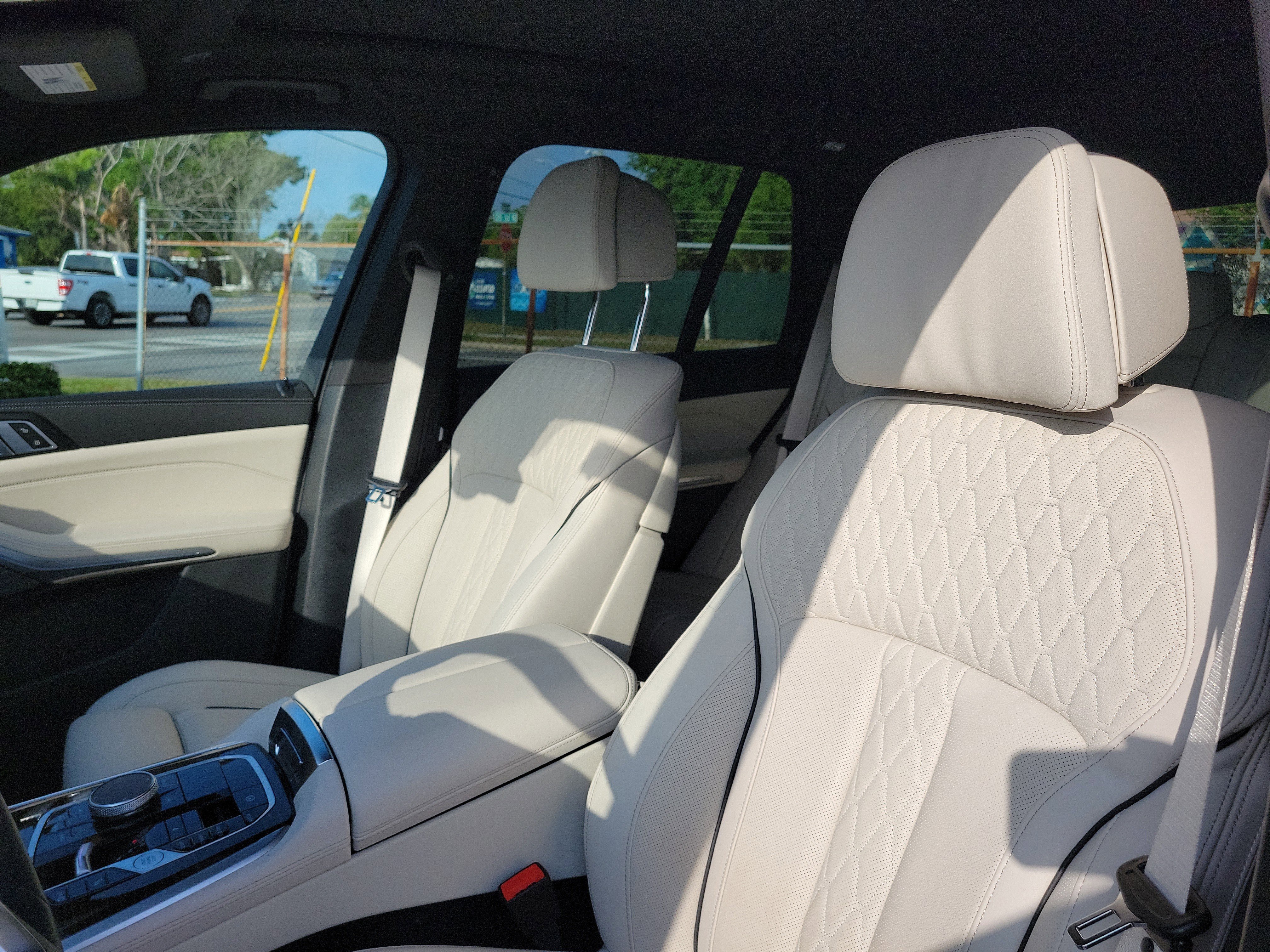 New 2026 BMW X5 sDrive40i w/ Climate Comfort Package image 17